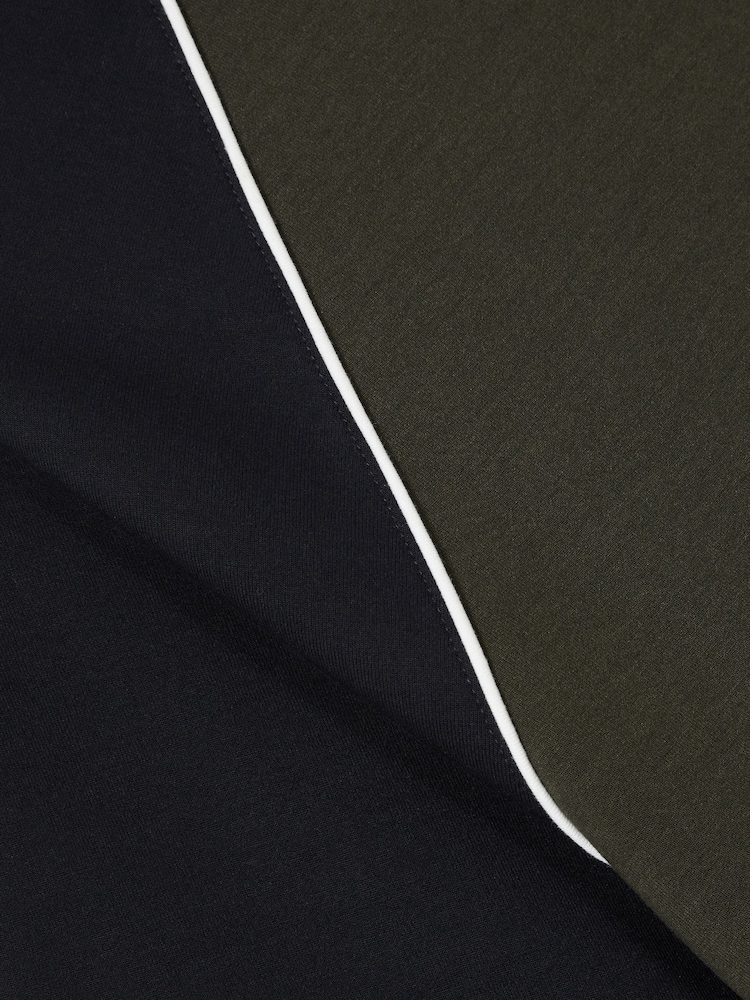 Reiss Forest Green/Navy Blue Carins Interlock-Jersey Colour-Block T-Shirt - Image 6 of 6