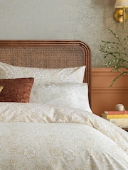 William Morris At Home Set of 2 Honey Marigold Pillowcases - Image 3 of 4