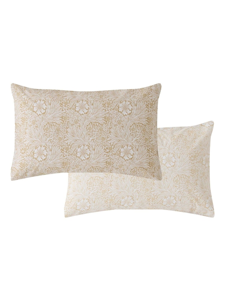 William Morris At Home Honey Marigold Duvet Cover and Pillowcase Set - Image 6 of 6