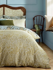 William Morris At Home Olive Green Compton Duvet Cover and Pillowcase Set - Image 3 of 5