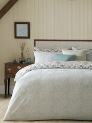 William Morris At Home Hessian Strawberry Thief Duvet Cover and Pillowcase Set - Image 2 of 6