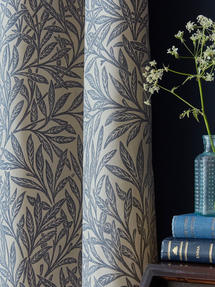 William Morris At Home Indigo Original Willow Blackout Headertape Pencil Pleat Curtains - Image 2 of 3