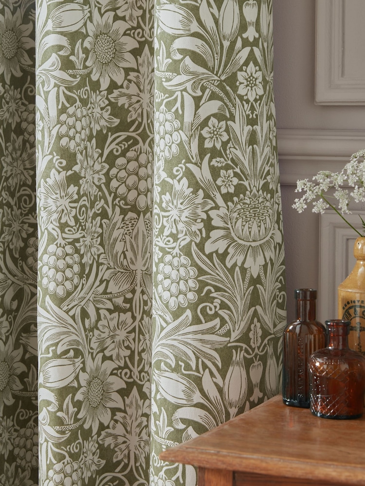 William Morris At Home Dark Olive Sunflower Blackout Headertape Pencil Pleat Curtains - Image 3 of 3 William Morris At Home Dark Olive Sunflower Blackout Headertape Pencil Pleat Curtains - Image 3 of 3