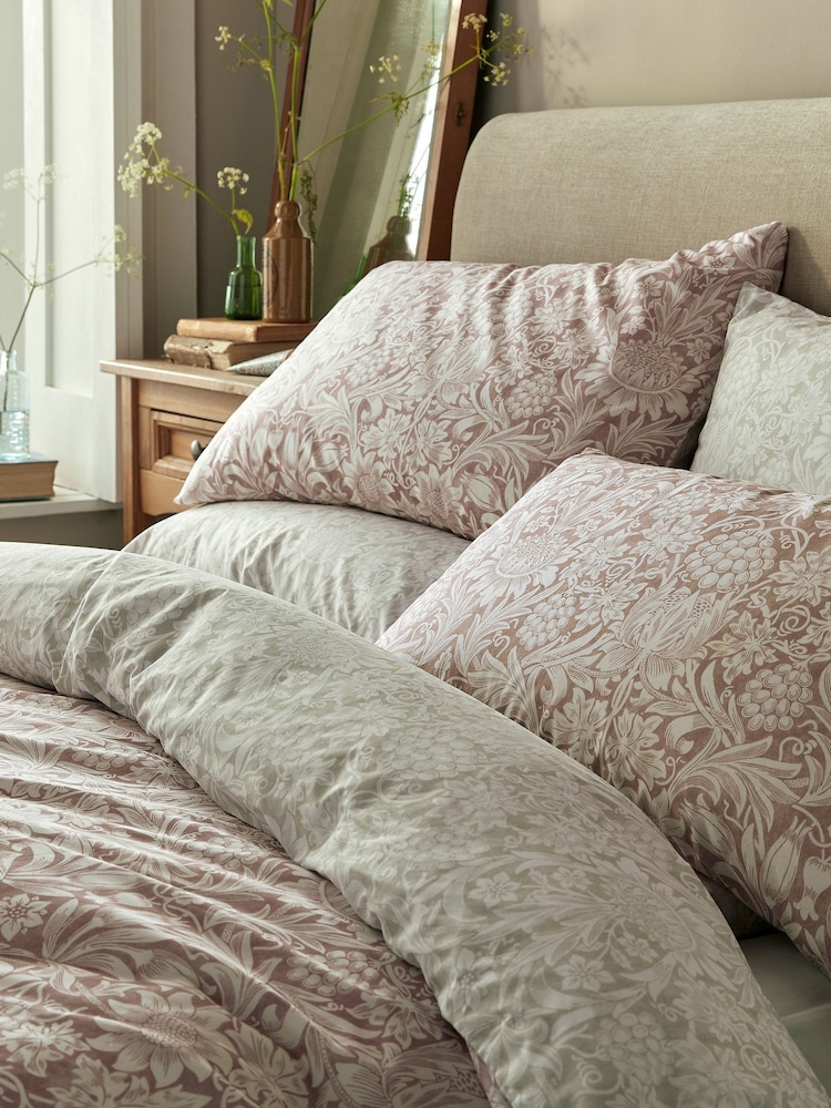 William Morris At Home Clay Sunflower Duvet Cover and Pillowcase Set - Image 2 of 6 William Morris At Home Clay Sunflower Duvet Cover and Pillowcase Set - Image 2 of 6