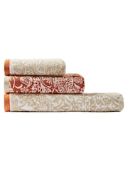 William Morris At Home Linen Rust Strawberry Thief Towel - Image 4 of 4