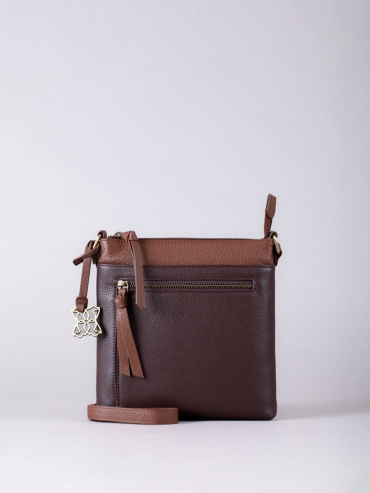 Braun - Lakeland Leather Beetham Small Cross-Body Bag - Bild 1 von 6 Braun - Lakeland Leather Beetham Small Cross-Body Bag - Bild 1 von 6