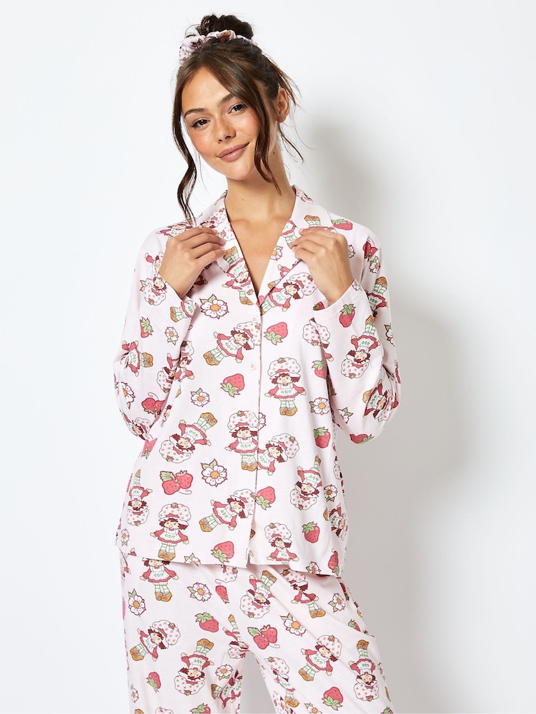 Strawberry Shortcake x Skinnydip Pyjama Set in Pink - Image 2 of 5