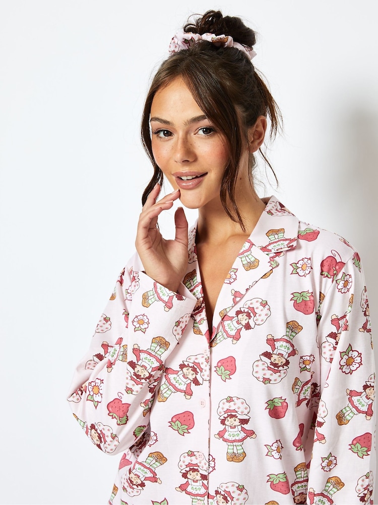 Strawberry Shortcake x Skinnydip Pyjama Set in Pink - Image 4 of 5