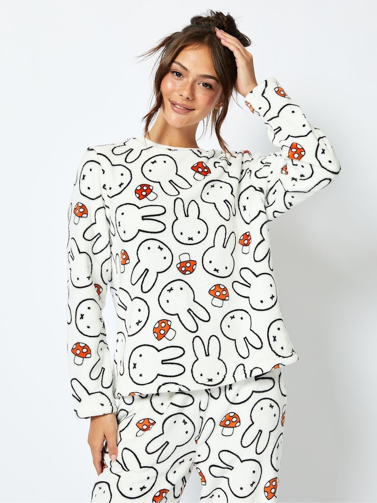 Miffy x Skinnydip Fleece Pyjama Set in White - Bild 2 von 4 Miffy x Skinnydip Fleece Pyjama Set in White - Bild 2 von 4