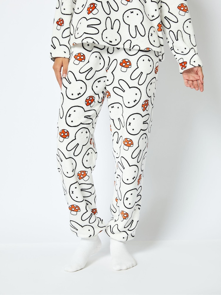 Miffy x Skinnydip Fleece Pyjama Set in White - Image 3 of 4