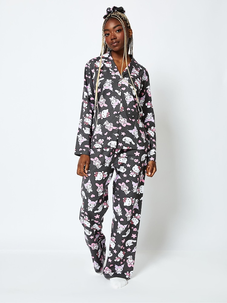 Hello Kitty x Skinnydip Pyjama Set in Black - صورة 1 من 5