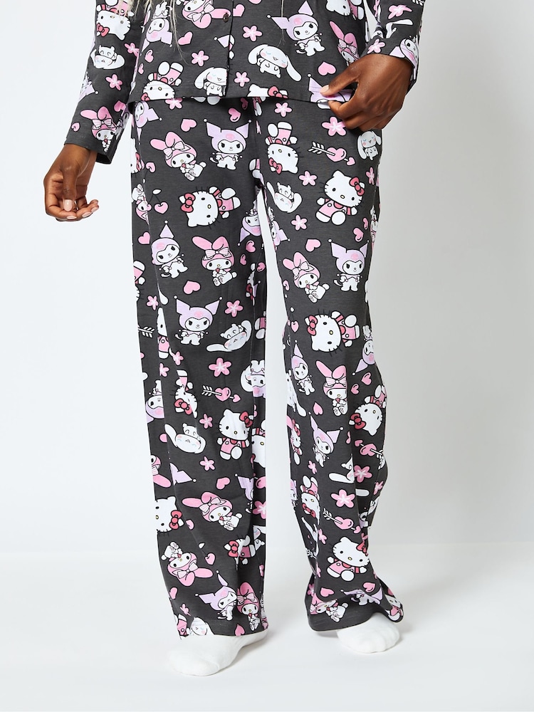 Hello Kitty x Skinnydip Pyjama Set in Black - صورة 2 من 5