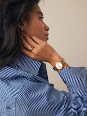 Gold Chunky Chain Waterproof Bracelet Watch - Image 4 of 4