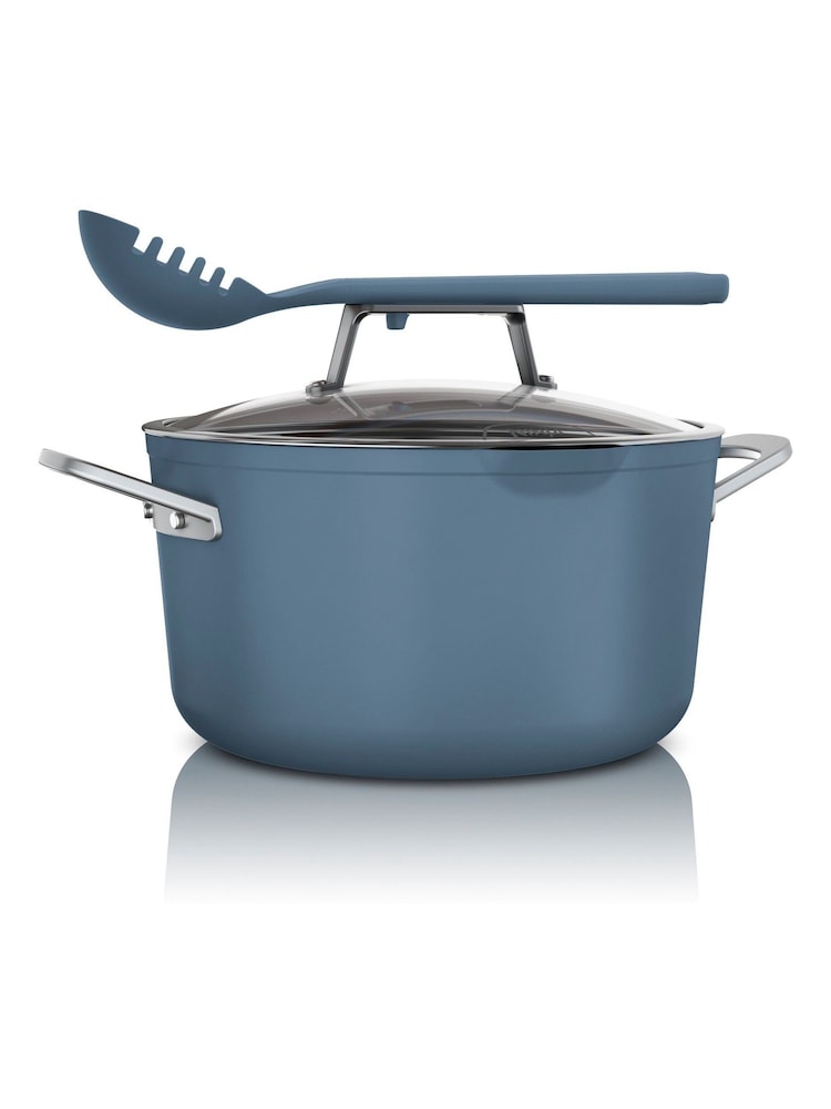 Ninja Blue Macaron Foodi 8-in-1 PossiblePot with ZEROSTICK - Image 6 of 6