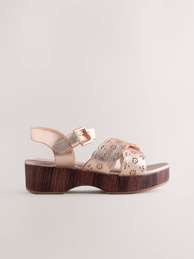 Cuero dorado rosa - Sandalias con cuña de corcho - Imagen 2 de 5