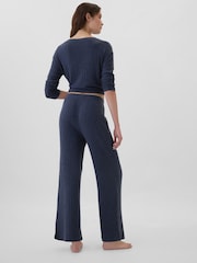 Azul marino - Pantalones de pijama de canalé con diseño holgado y pernera ancha de Gap - Imagen 2 de 4