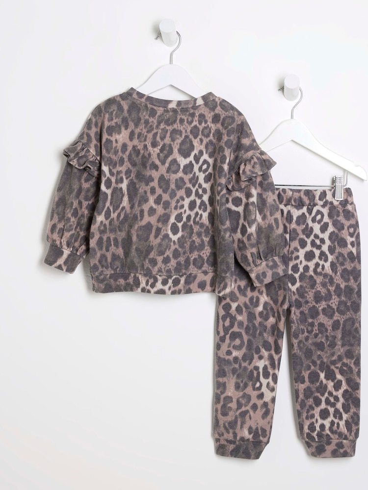طقم بنطلونات رياضية للبنات بطبعة جلد الفهد من القطن 100% من River Island Girls - صورة 2 من 4