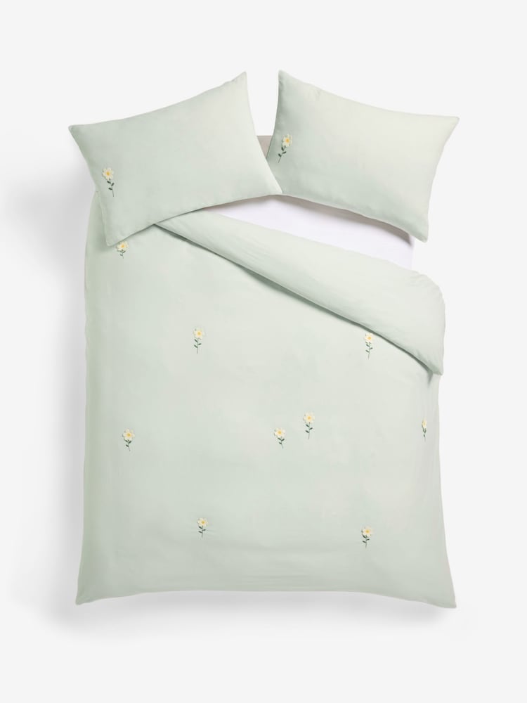 Sage Green 100% Cotton Floral Crochet Duvet Cover and Pillowcase Set - Image 4 of 4
