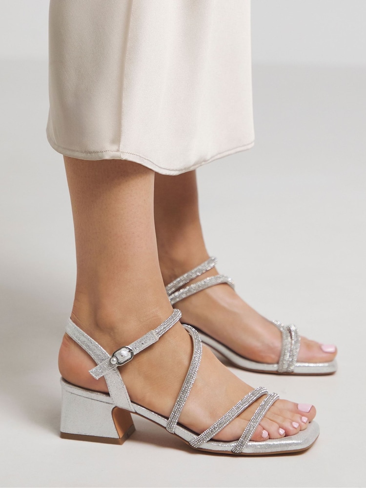 Simply Be - Sandalen met extra wijde pasvorm, lage blokhak en diamanten banddetail - Image 4 of 5