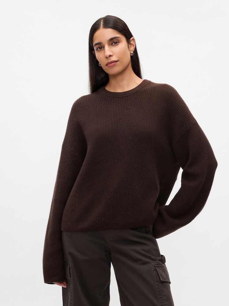 Marrón - Suéter oversize de punto inglés en CashSoft con cuello redondo de Gap - Imagen 1 de 5