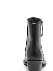 Rocket Dog Yander Ankle Boots - Image 5 of 7