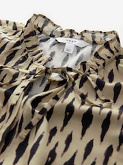 Dash Print Halter Tie Neck Sleeveless Top With Linen - Image 6 of 6