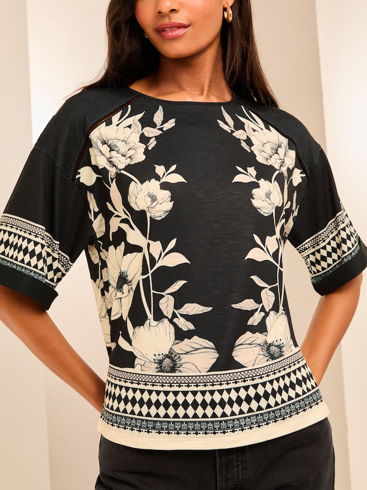 Lipsy Black Jersey Printed T-Shirt - Image 4 of 4