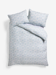 Shabby Chic by Rachel Ashwell® Petite Ruffle 180 Thread Count Duvet Cover and Pillowcase Set - Imagen 4 de 4