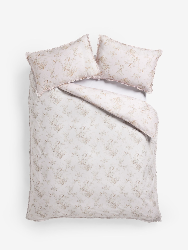 Shabby Chic by Rachel Ashwell® Petite Ruffle 180 Thread Count Duvet Cover and Pillowcase Set - Imagen 5 de 5