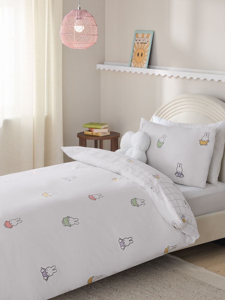 Miffy Duvet Cover and Pillowcase Set - صورة 1 من 9