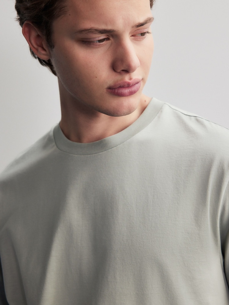Groen - Normale Pasvorm - Regular Fit Signature SUPIMA® Cotton Crew Neck T-Shirt - Image 4 of 6