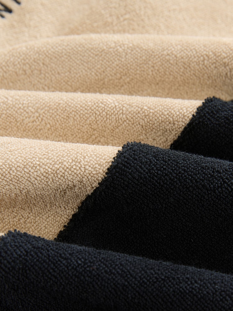 Black/Tan Poncho Towel (3-16yrs) - Image 7 of 7