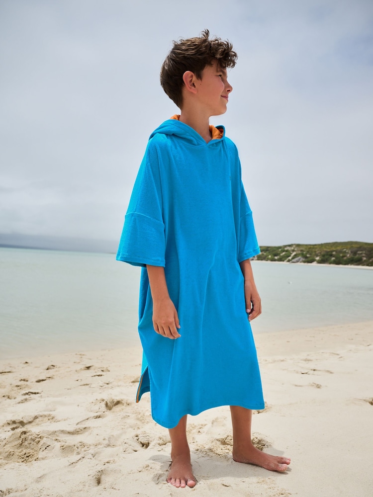 Leuchtend Blau - Poncho-Handtuch (3–16 J.) - Bild 1 von 8 Leuchtend Blau - Poncho-Handtuch (3–16 J.) - Bild 1 von 8