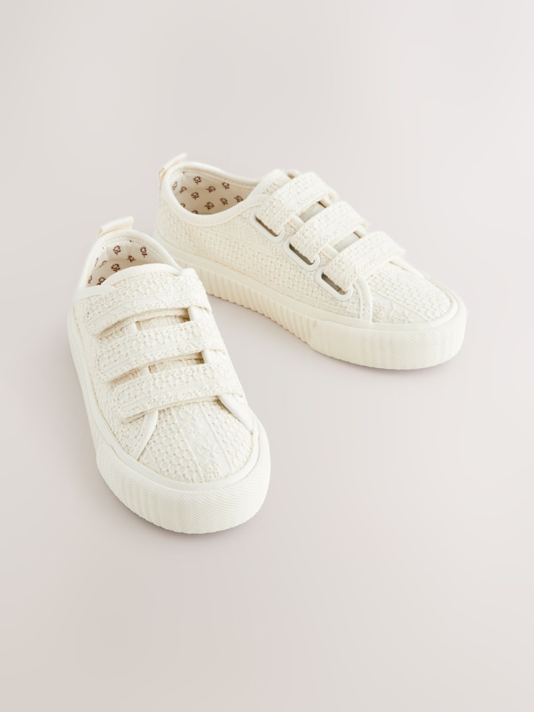 Bordado blanco neutro - Zapatillas de deporte con cierre con un toque - Imagen 1 de 5 Bordado blanco neutro - Zapatillas de deporte con cierre con un toque - Imagen 1 de 5