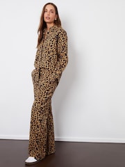Threadbare Leopard Print Ladies Lakeleo Wide Leg Linen Trousers - Image 3 of 5