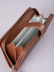 Lakeland Leather Brown Newby Tab Purse - Image 4 of 5
