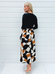 AX Paris Geometric Print 2 in 1 Long Sleeve Double Frill Split Black Midi Dress - Image 2 of 4