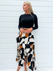 AX Paris Geometric Print 2 in 1 Long Sleeve Double Frill Split Black Midi Dress - Image 3 of 4