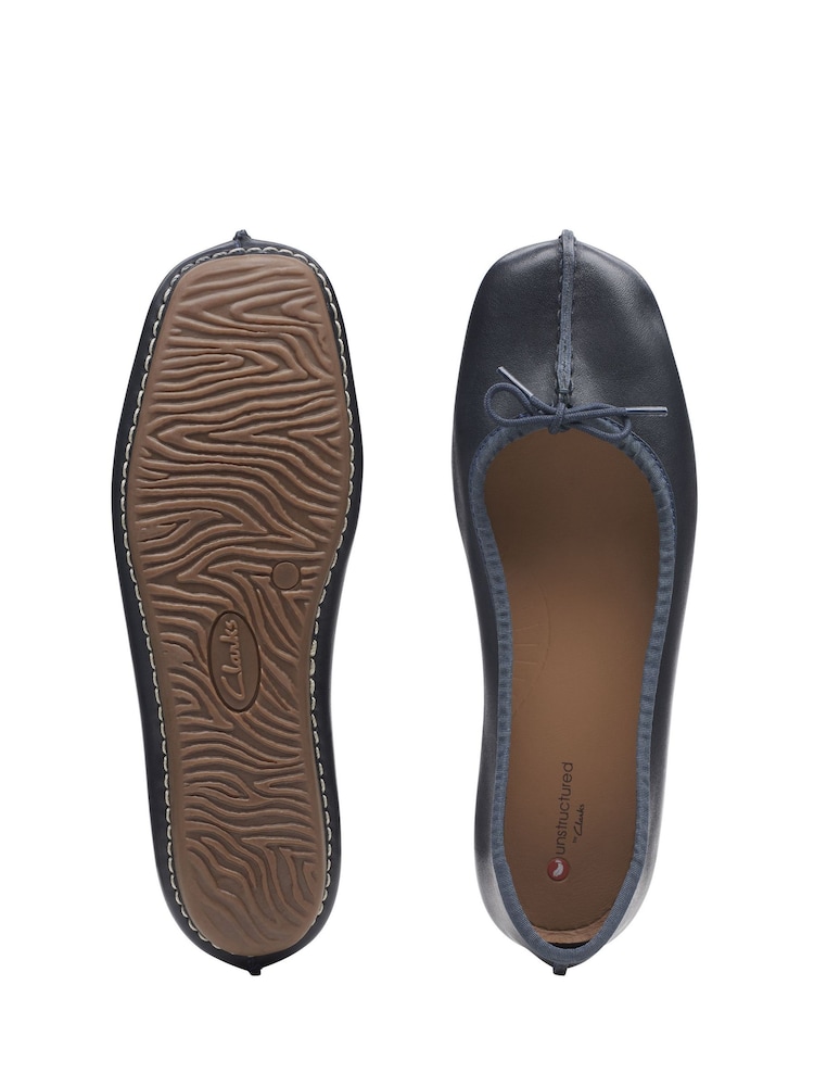 Clarks Blue Leather Freckle Ice Shoes - Image 7 of 7