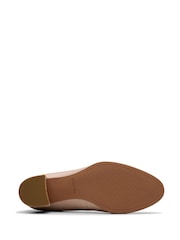 Clarks Natural Sand Leather Freva55 Court Shoes - Image 7 of 7