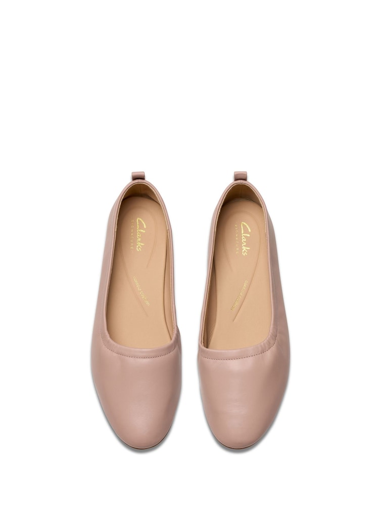 Clarks Pink Standard Fit (D) Leather Fawna Soft Shoes - Image 6 of 6