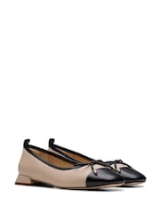 Clarks Natural Ubree15 Poppy Shoes - Image 4 of 7