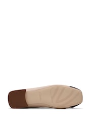 Clarks Natural Ubree15 Poppy Shoes - Image 5 of 7