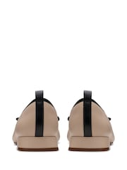 Clarks Natural Ubree15 Poppy Shoes - Image 7 of 7