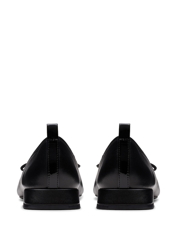 Clarks Black Ubree15 Poppy Shoes - Image 7 of 7