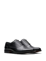 Clarks Black Leather Craft James Cap Shoes - Image 4 of 7