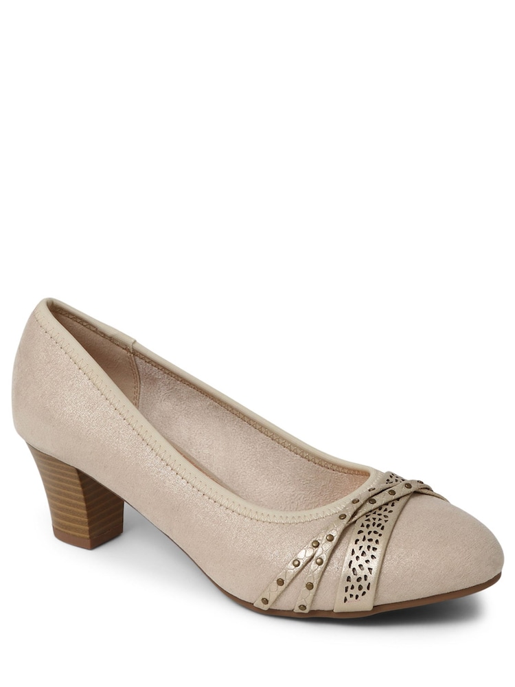 Goli - Pavers širok kroj Block Heeled salonar - Slika 1 iz 5 Goli - Pavers širok kroj Block Heeled salonar - Slika 1 iz 5