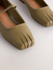 Green Standard Fit Forever Comfort® Square Toe Mary Jane Shoes - Image 7 of 8