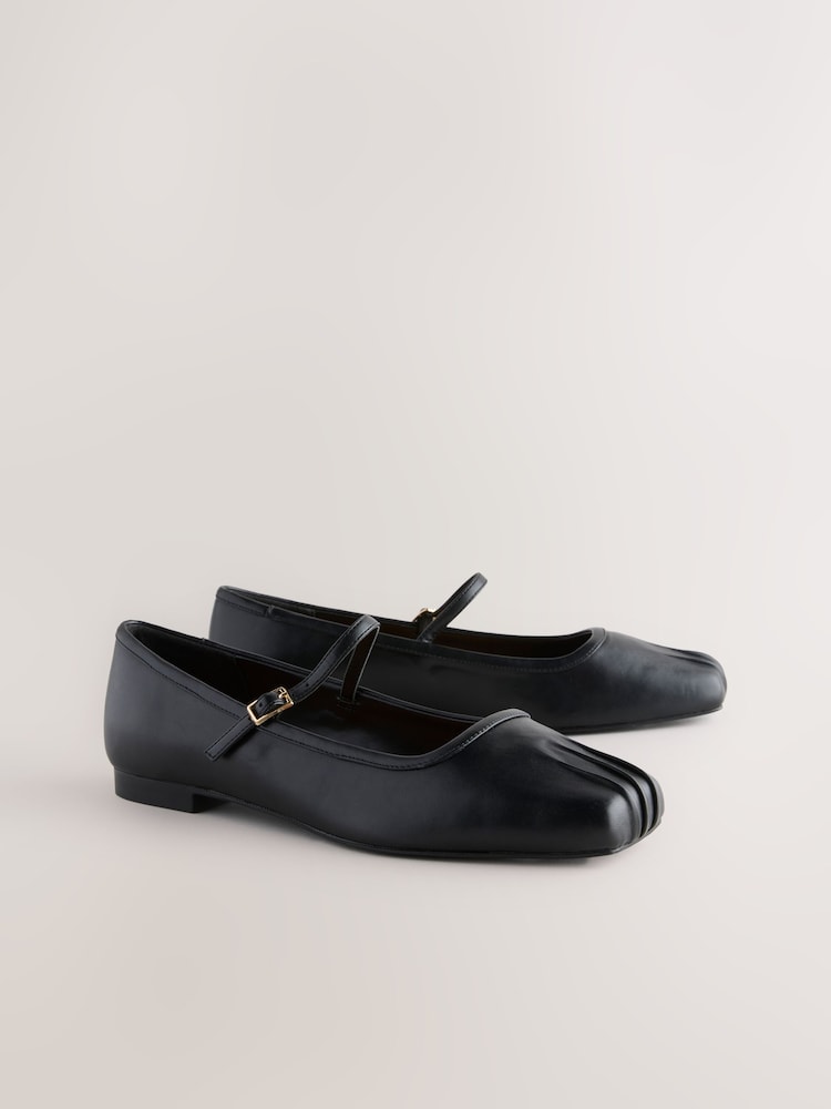 Black Standard Fit Forever Comfort® Square Toe Mary Jane Shoes - Image 5 of 8