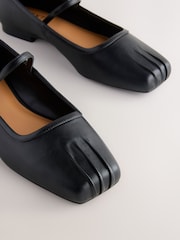 Black Standard Fit Forever Comfort® Square Toe Mary Jane Shoes - Image 8 of 8